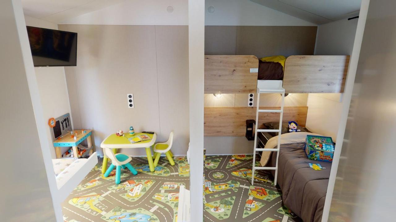 ホテル Le Camping Grand Cerf Gimouille エクステリア 写真